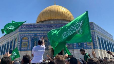 صور - الجمعة الأخيرة من شهر رمضان في المسجد الاقصى